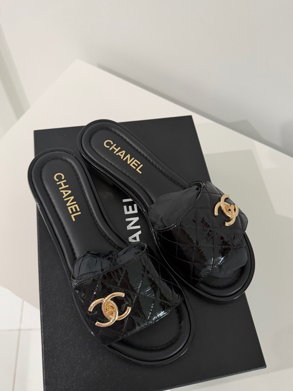 CHANEL Black Patent Quilted CC Logo Slide Sandals